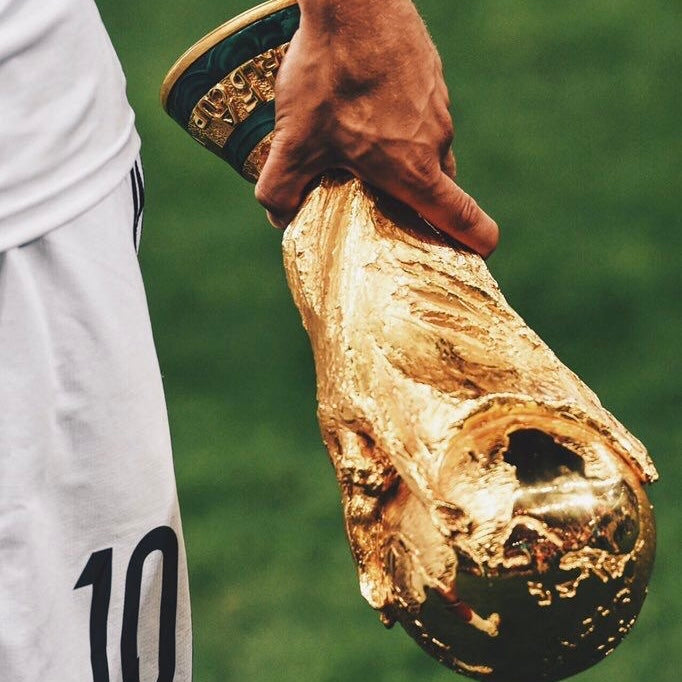VOLUME 0018 - WORLD CUP